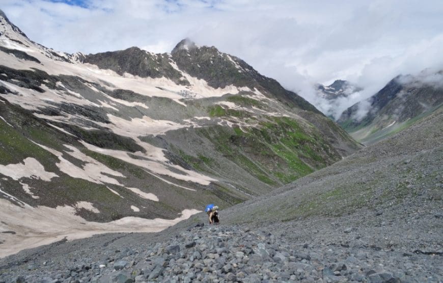 Bada Bhangal Trek