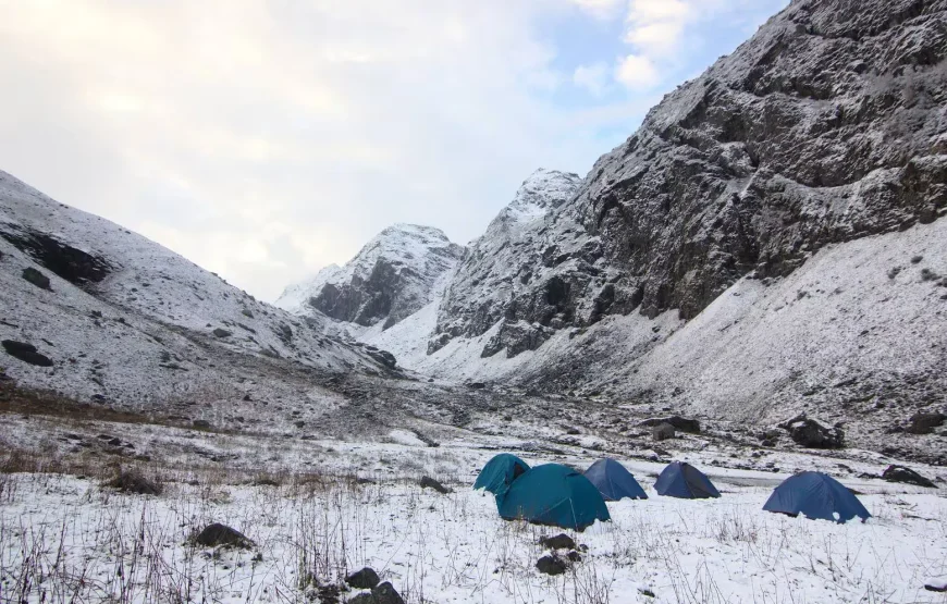 Indrahar Pass Trek 3N4D