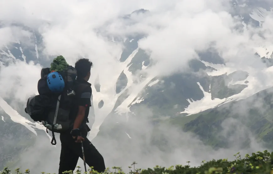 Kali Hani Pass Trek