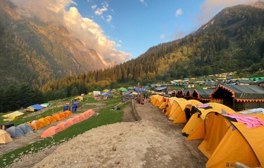 Kheerganga Trek, Kasol